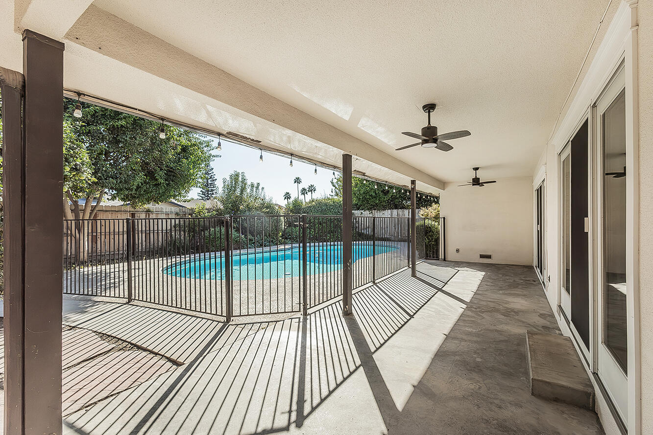 783 W Carpenter Ave, Reedley, CA 93654
