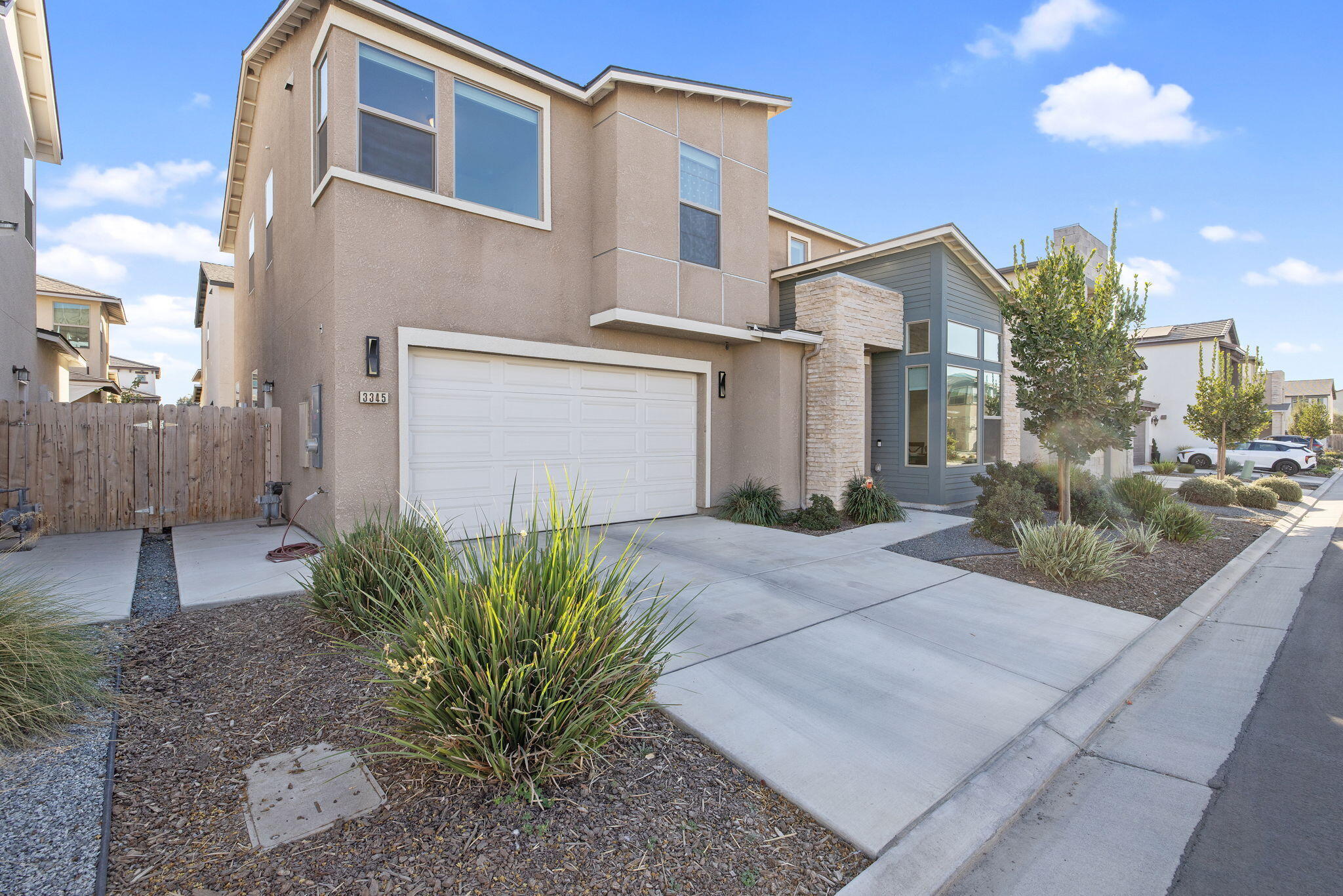 3345 W Florence Ave, Visalia, CA 93277