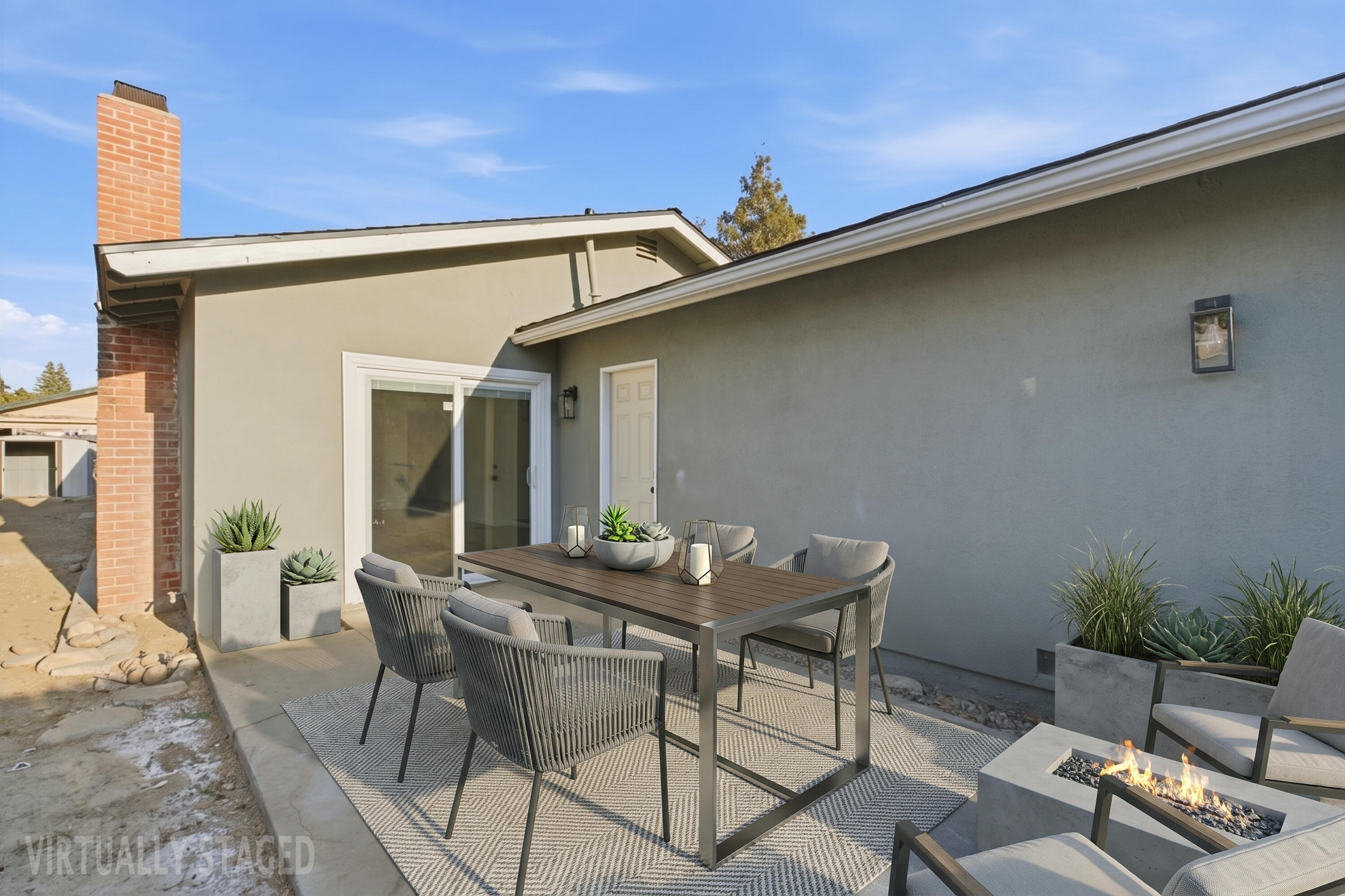 626 W Dorothea Ave, Visalia, CA 93277