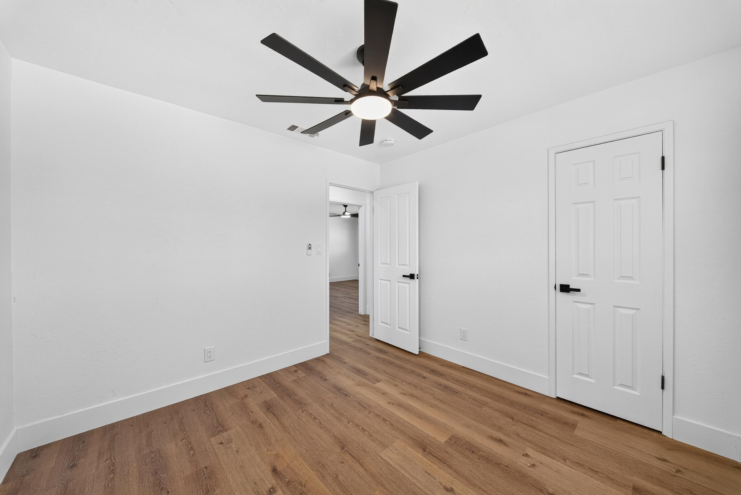 334 E Encore Dr, Hanford, CA 93230
