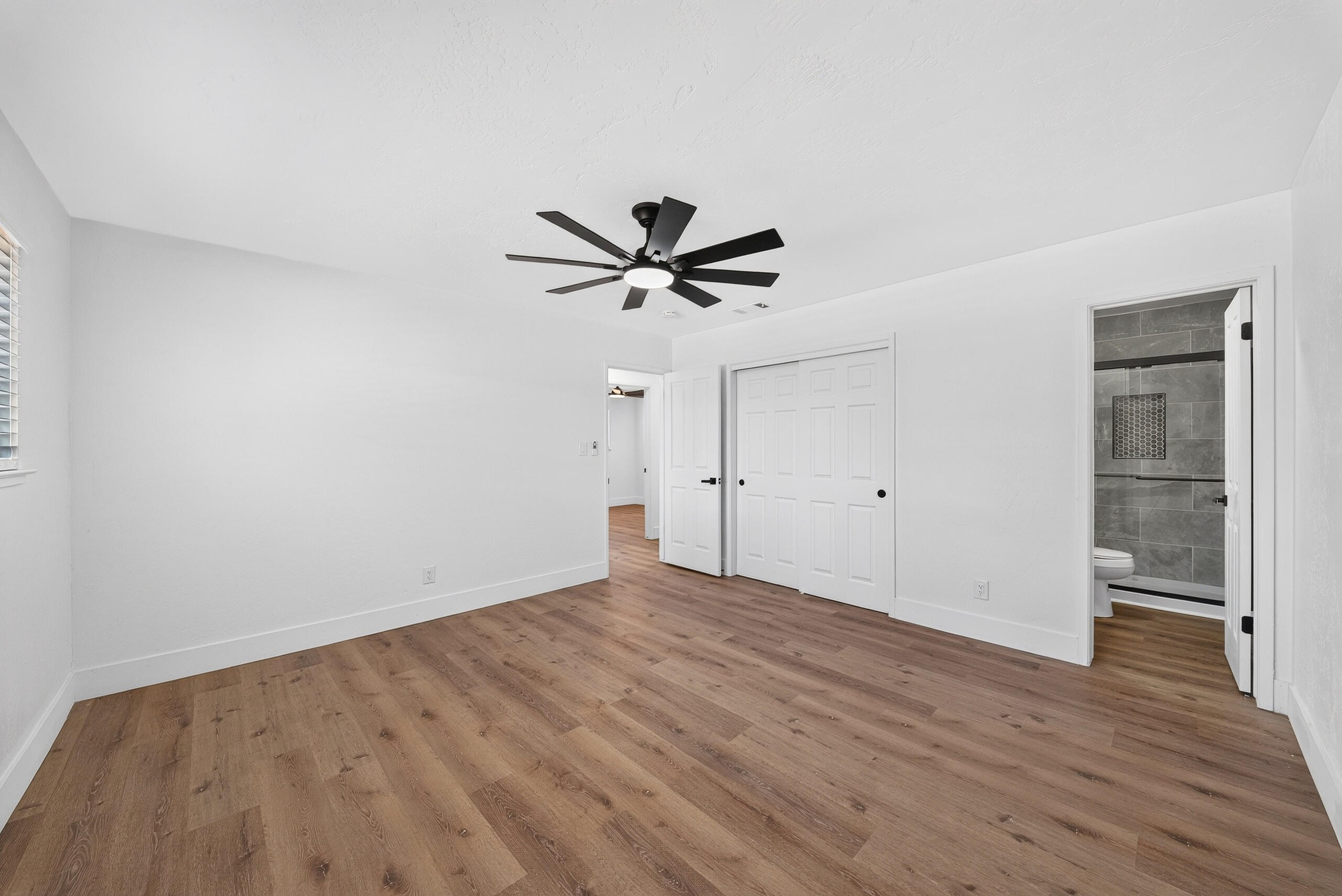 334 E Encore Dr, Hanford, CA 93230