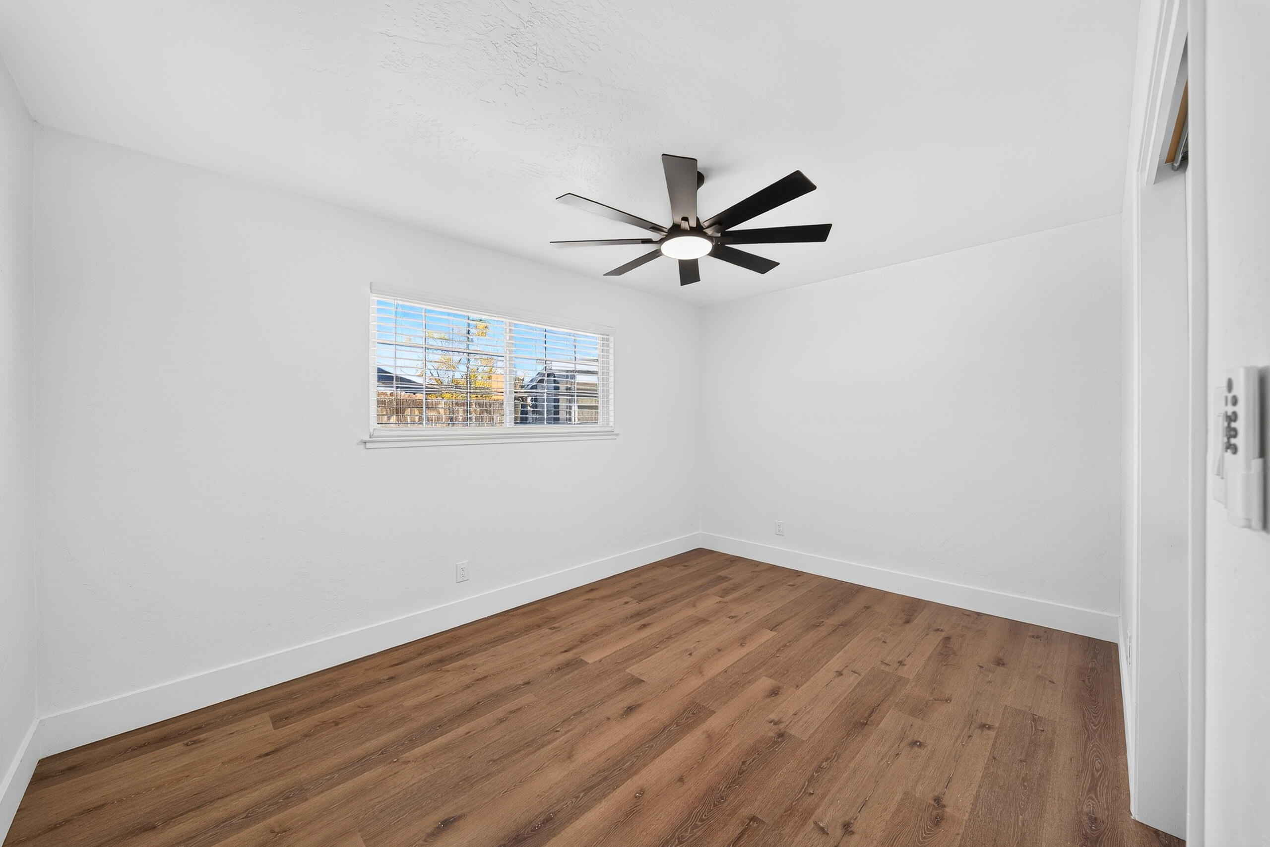 334 E Encore Dr, Hanford, CA 93230