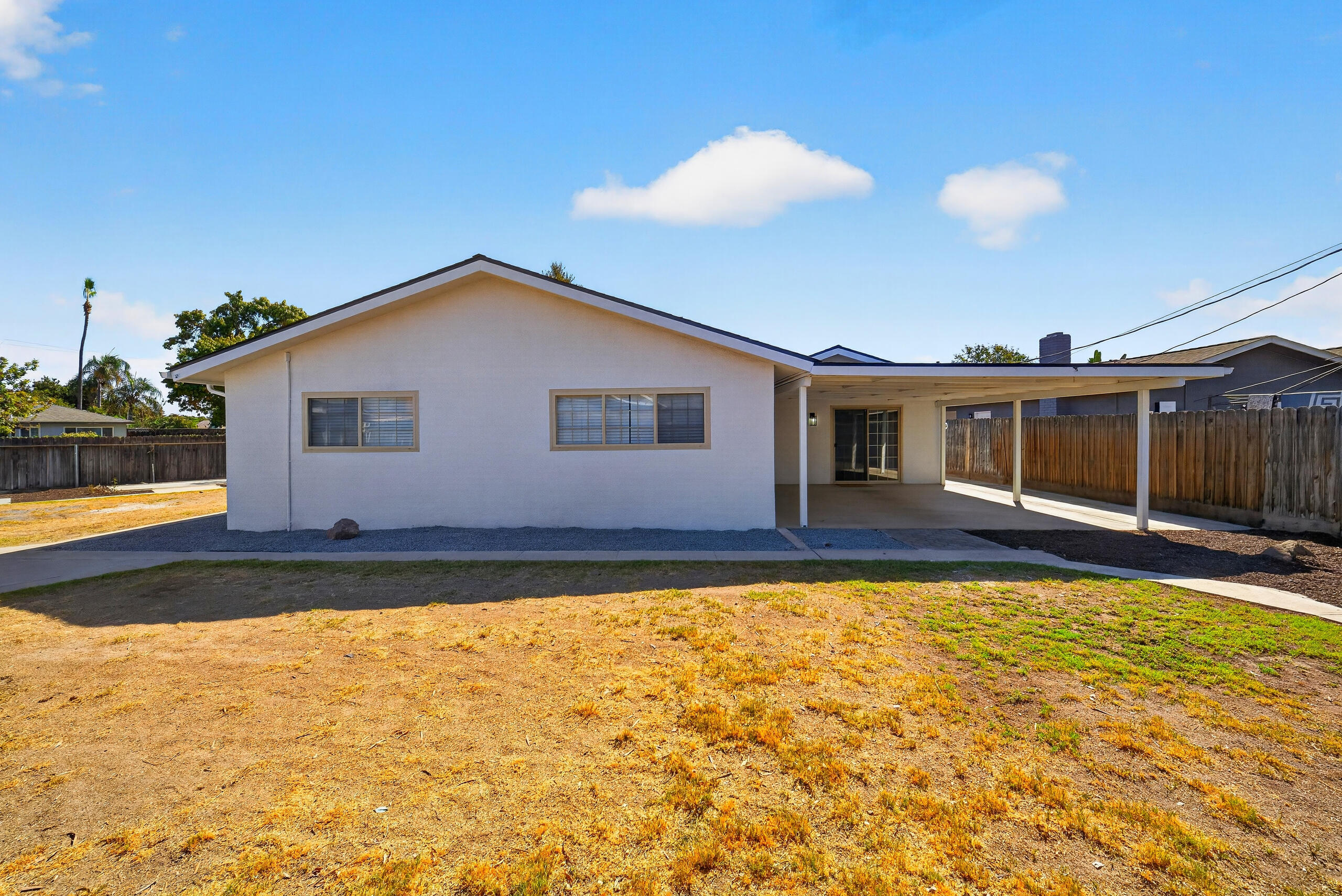 334 E Encore Dr, Hanford, CA 93230