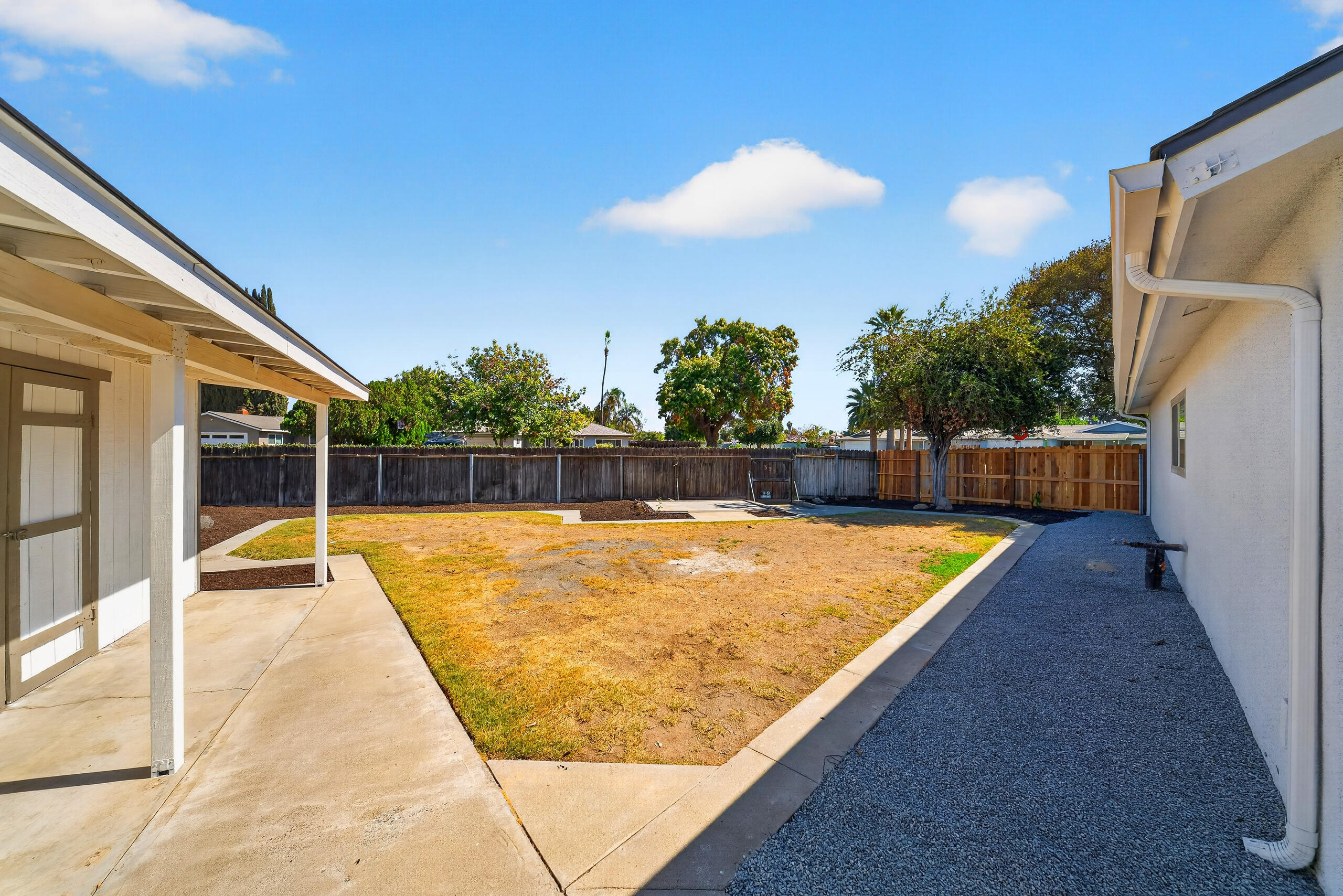 334 E Encore Dr, Hanford, CA 93230