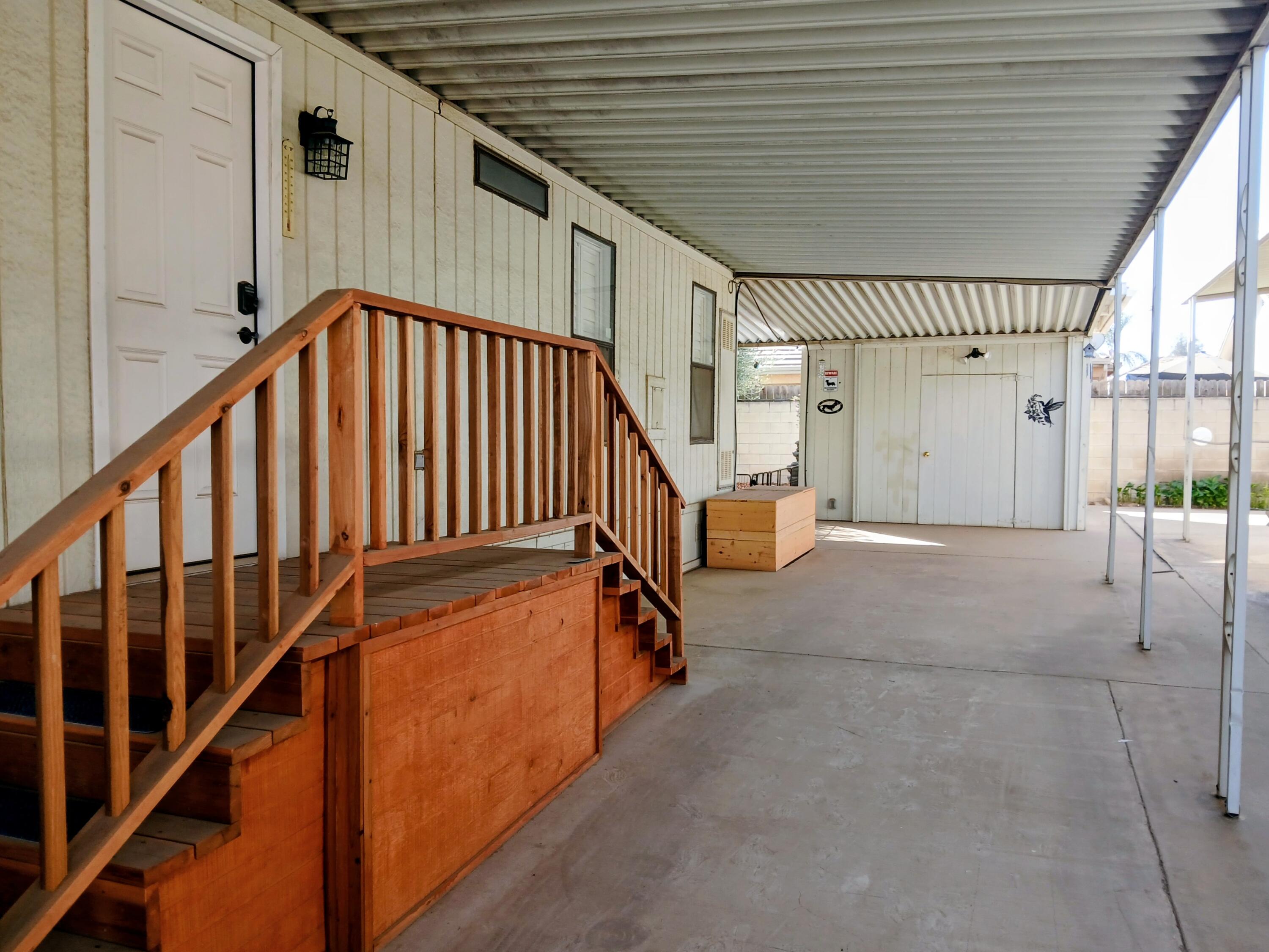 2459 N Oaks St #10, Tulare, CA 93274