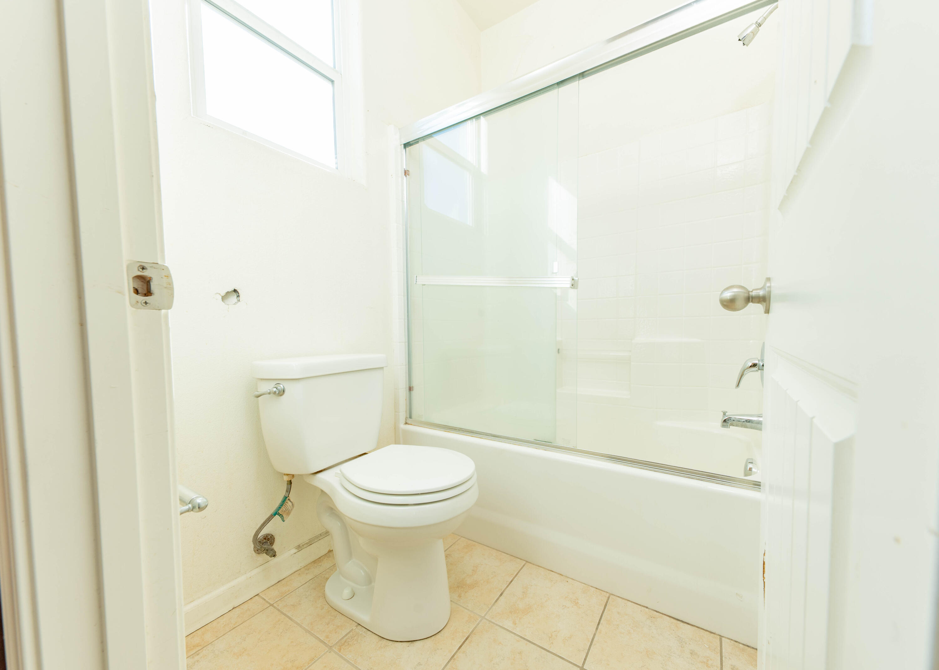 1186 Rosemary, Dinuba, CA 93618
