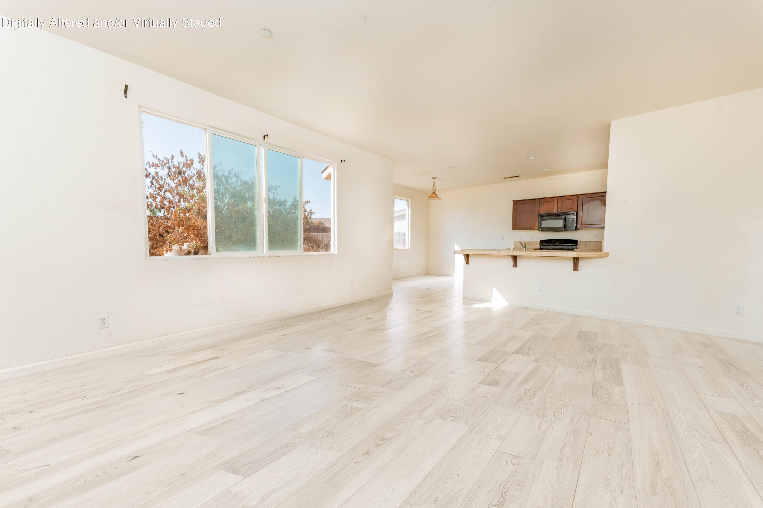 1186 Rosemary, Dinuba, CA 93618