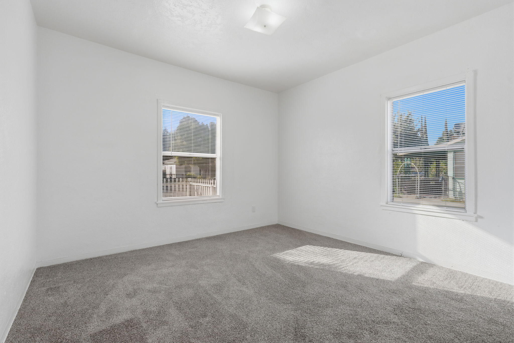 78 N Olive Terrace St, Porterville, CA 93257