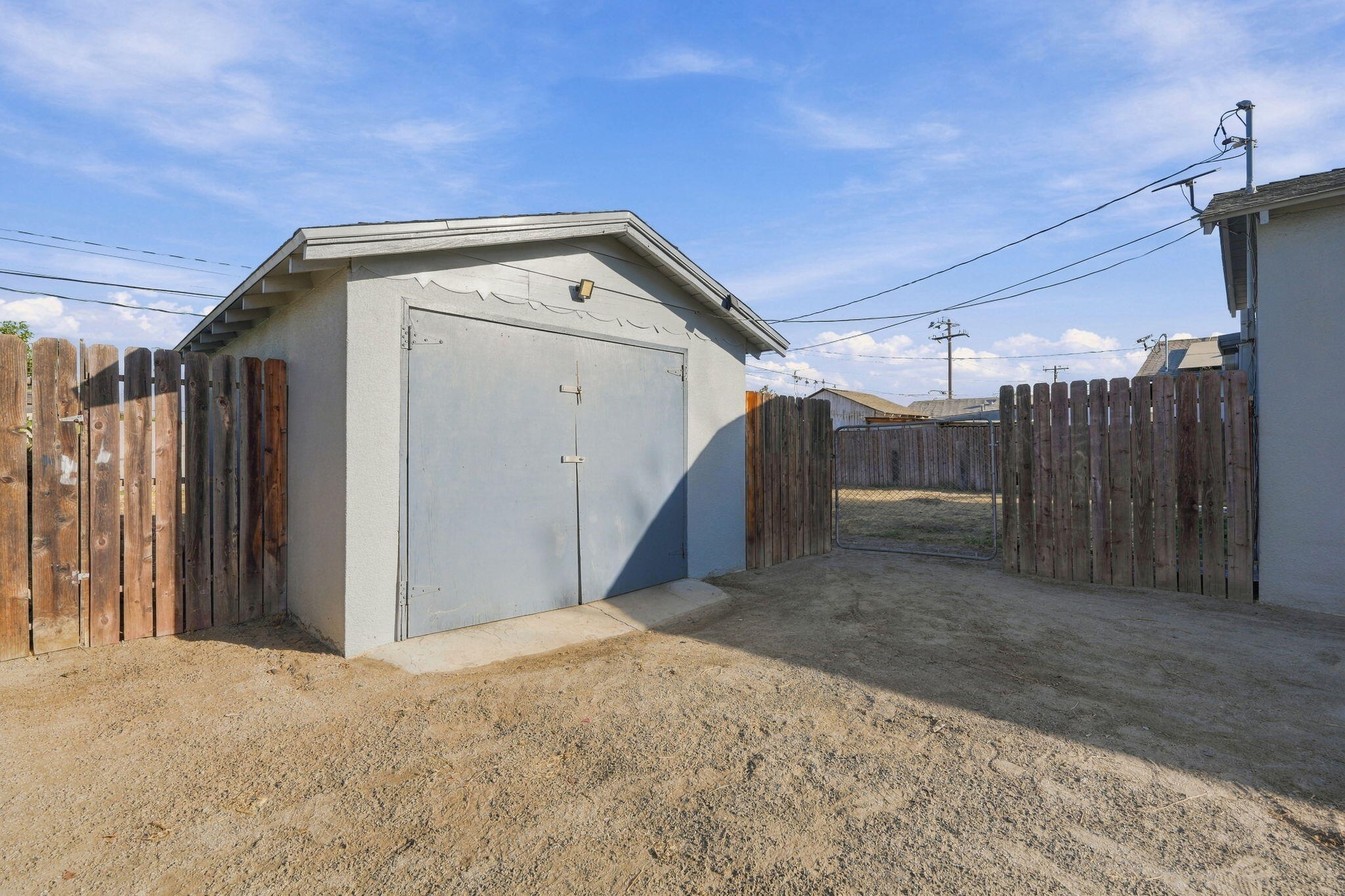 78 N Olive Terrace St, Porterville, CA 93257