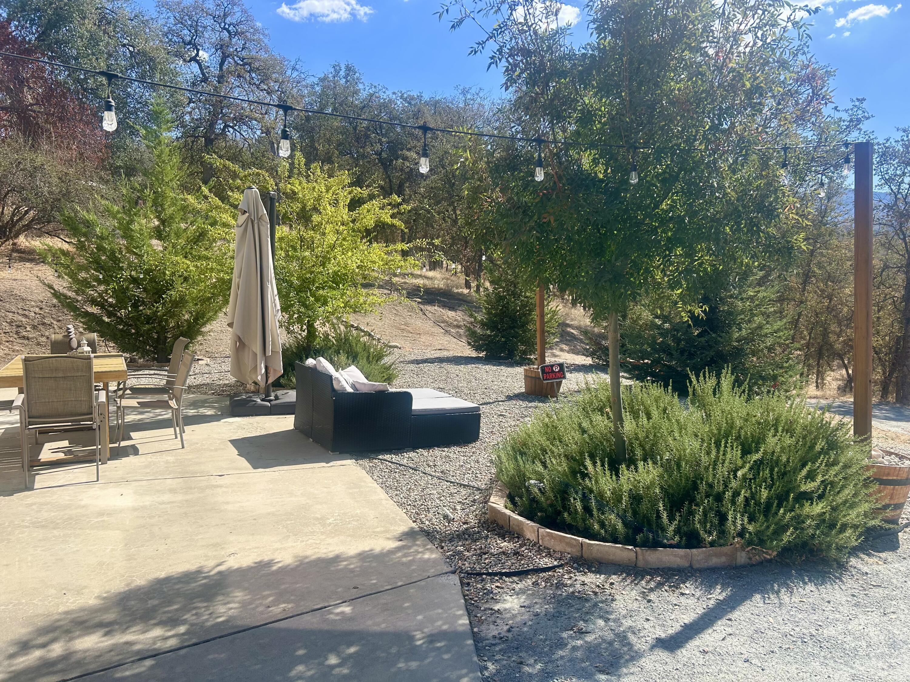 147 Rabbit Foot Trl, California Hot Springs, CA 93207
