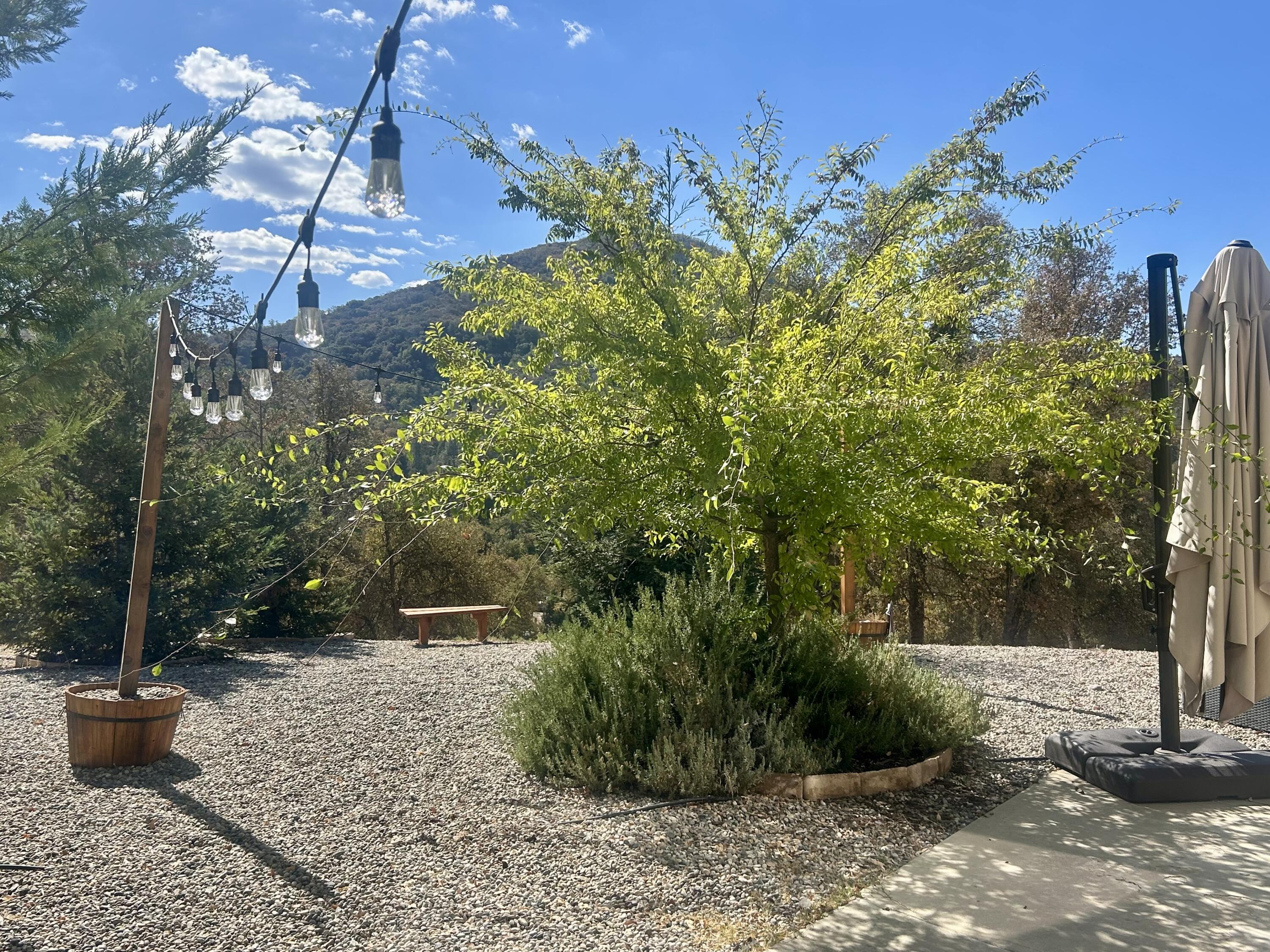 147 Rabbit Foot Trl, California Hot Springs, CA 93207