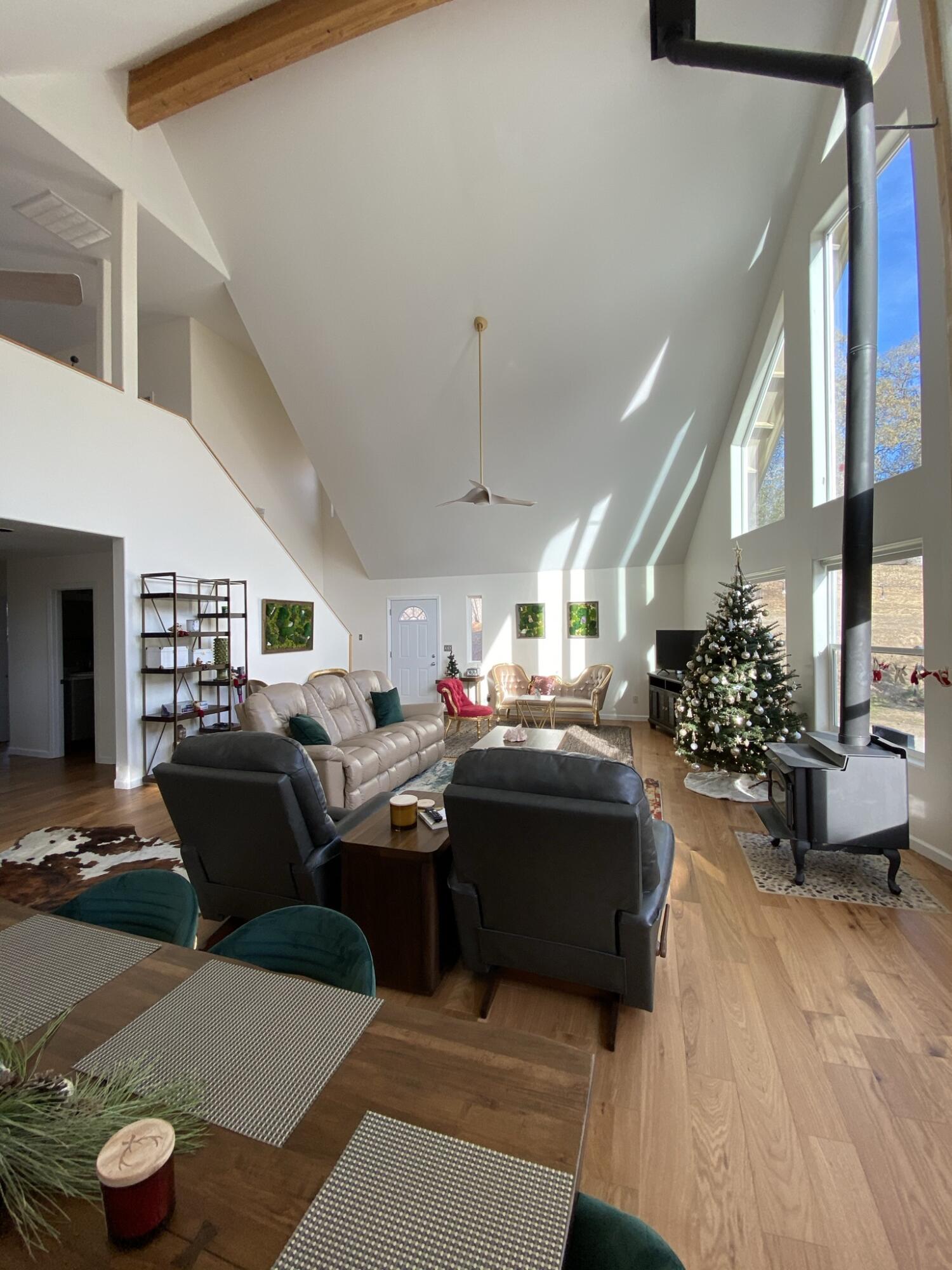 147 Rabbit Foot Trl, California Hot Springs, CA 93207