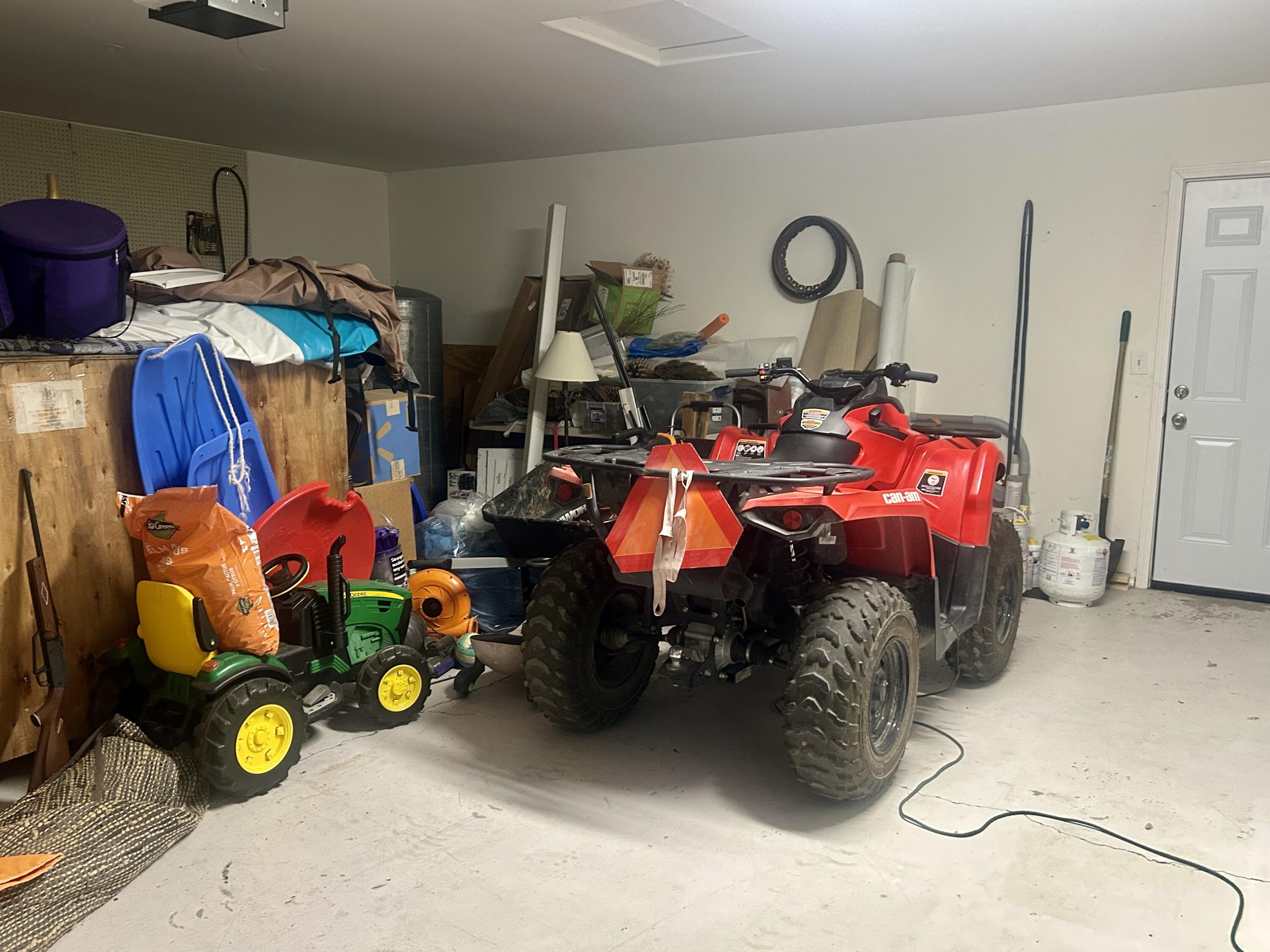 147 Rabbit Foot Trl, California Hot Springs, CA 93207