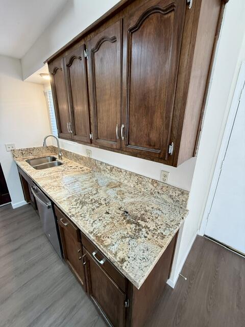 201 N Bollinger St, Visalia, CA 93291