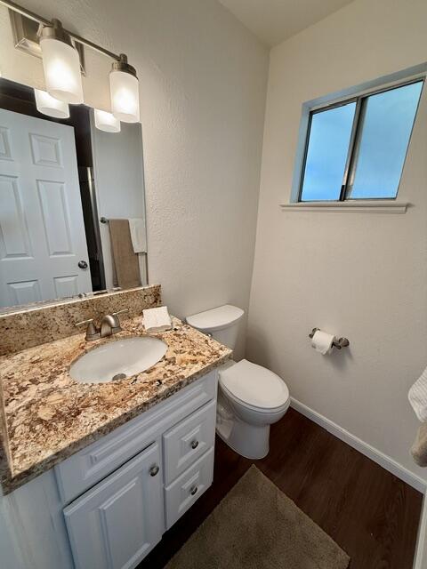 201 N Bollinger St, Visalia, CA 93291