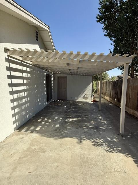 201 N Bollinger St, Visalia, CA 93291