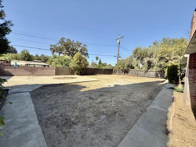 201 N Bollinger St, Visalia, CA 93291