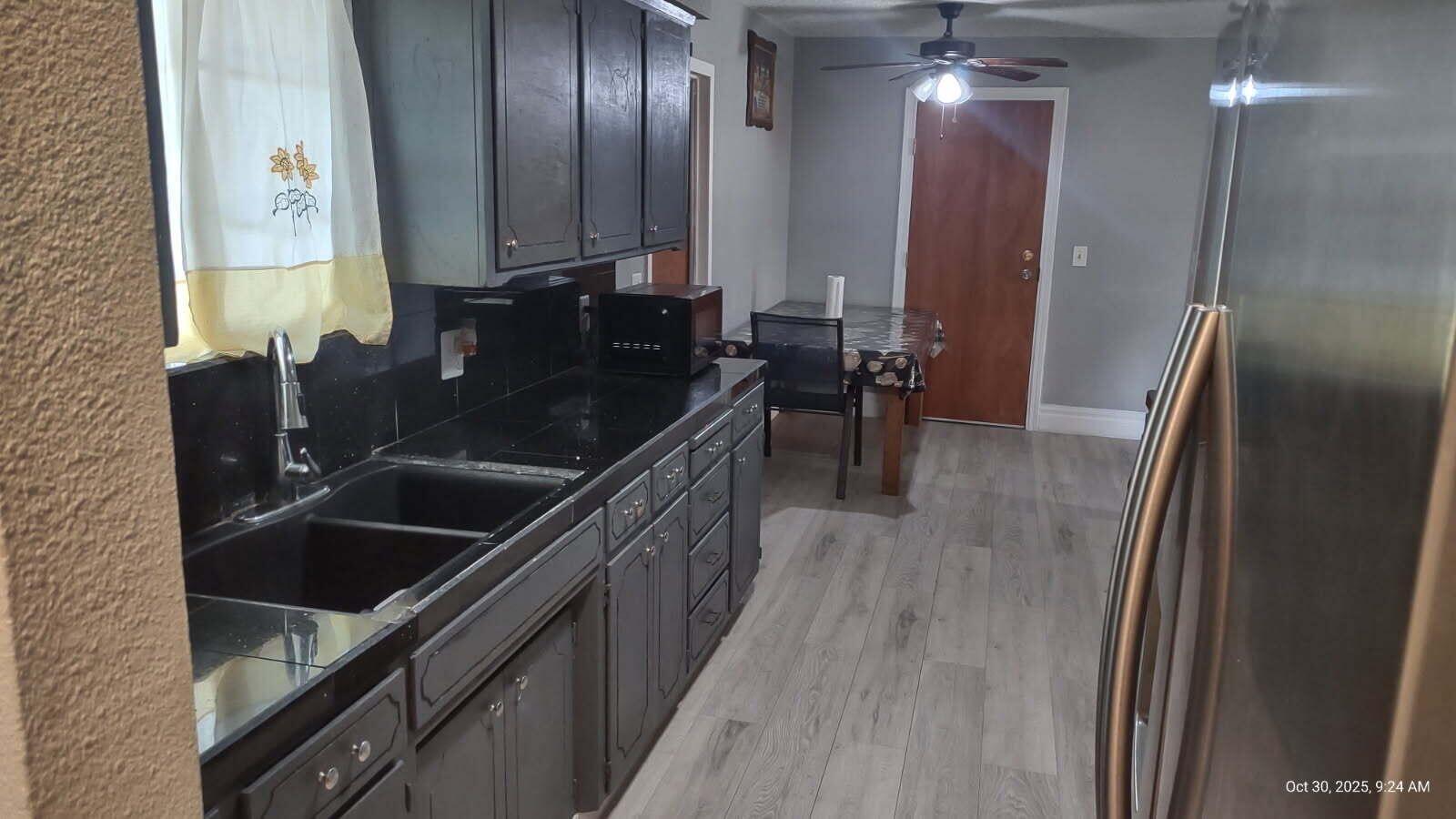 1363 S State St, Porterville, CA 93257