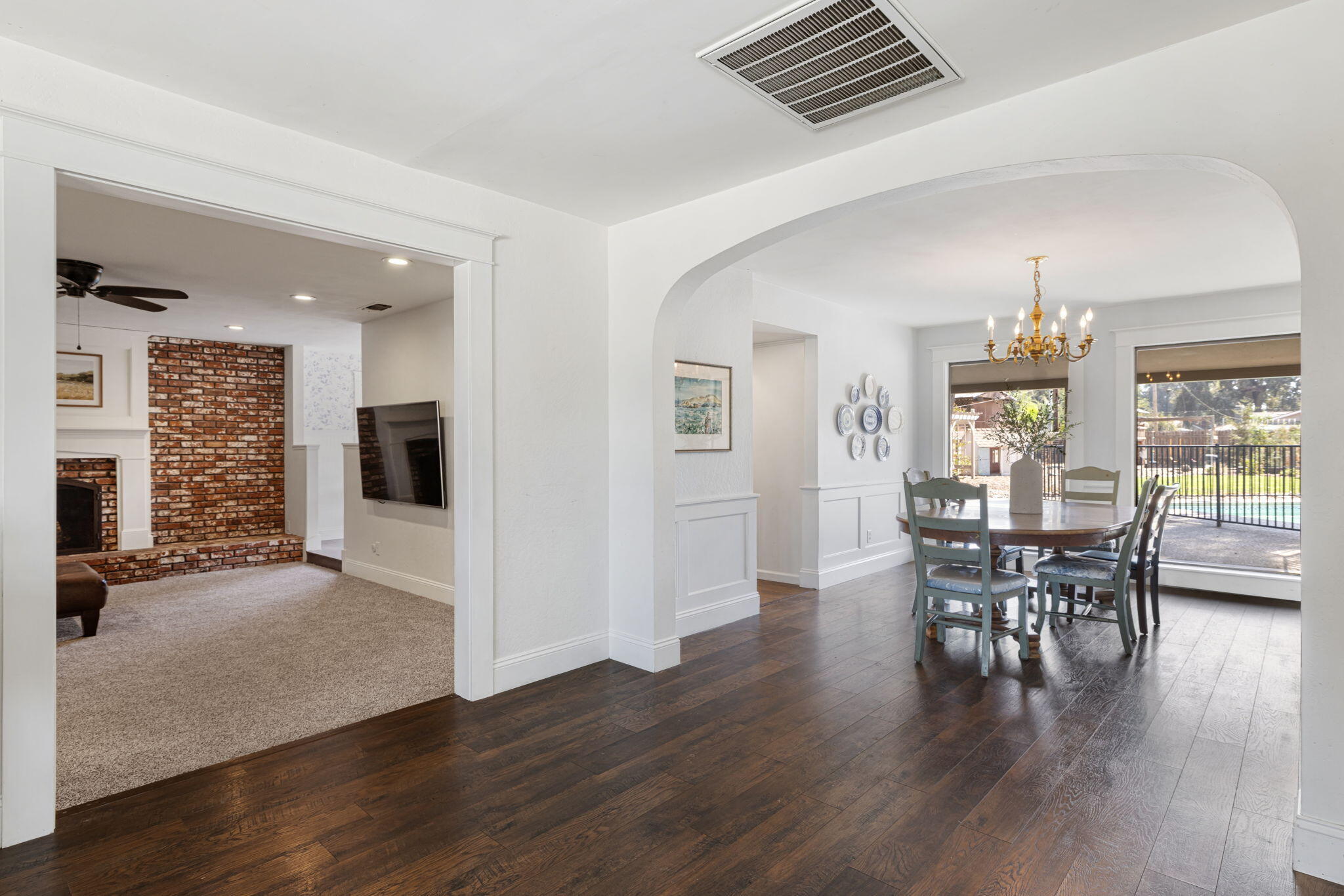 14893 Lipson Ave, Visalia, CA 93292