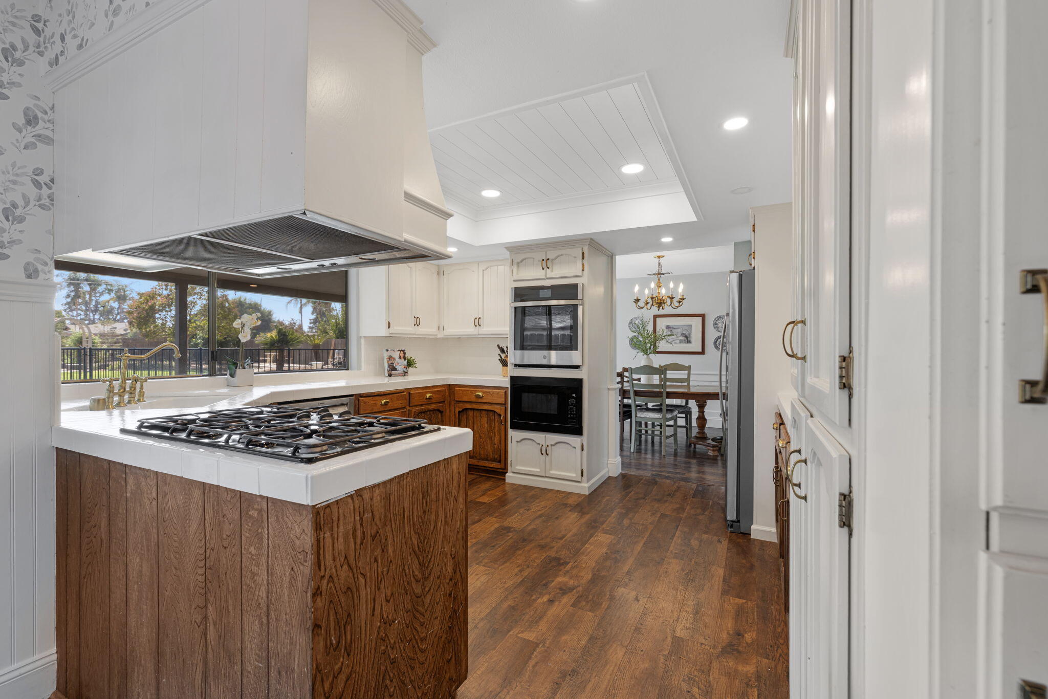 14893 Lipson Ave, Visalia, CA 93292