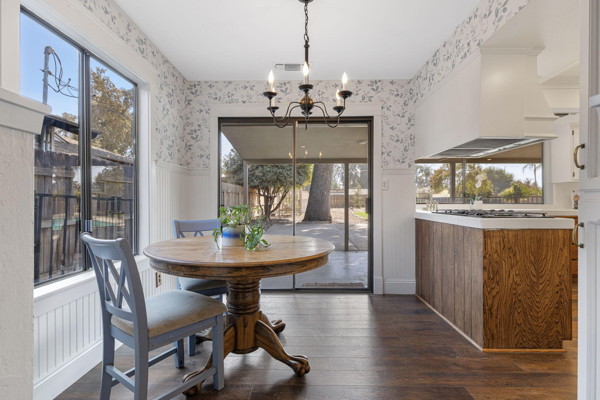 14893 Lipson Ave, Visalia, CA 93292