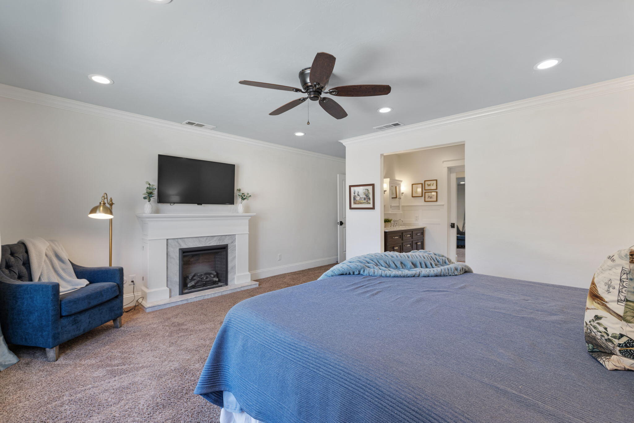 14893 Lipson Ave, Visalia, CA 93292