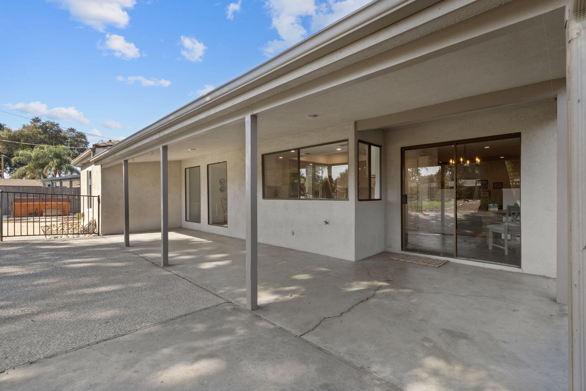 14893 Lipson Ave, Visalia, CA 93292