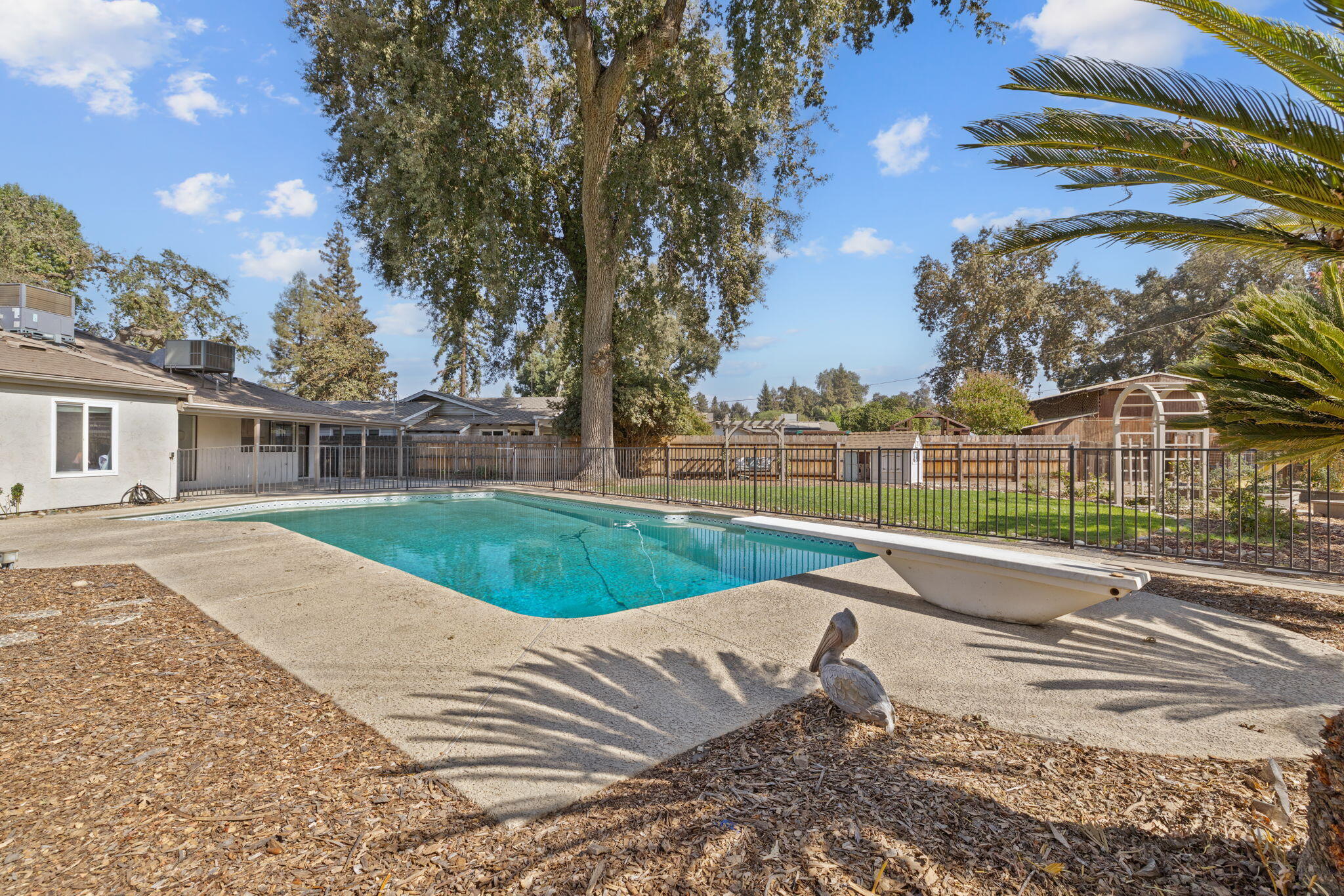 14893 Lipson Ave, Visalia, CA 93292