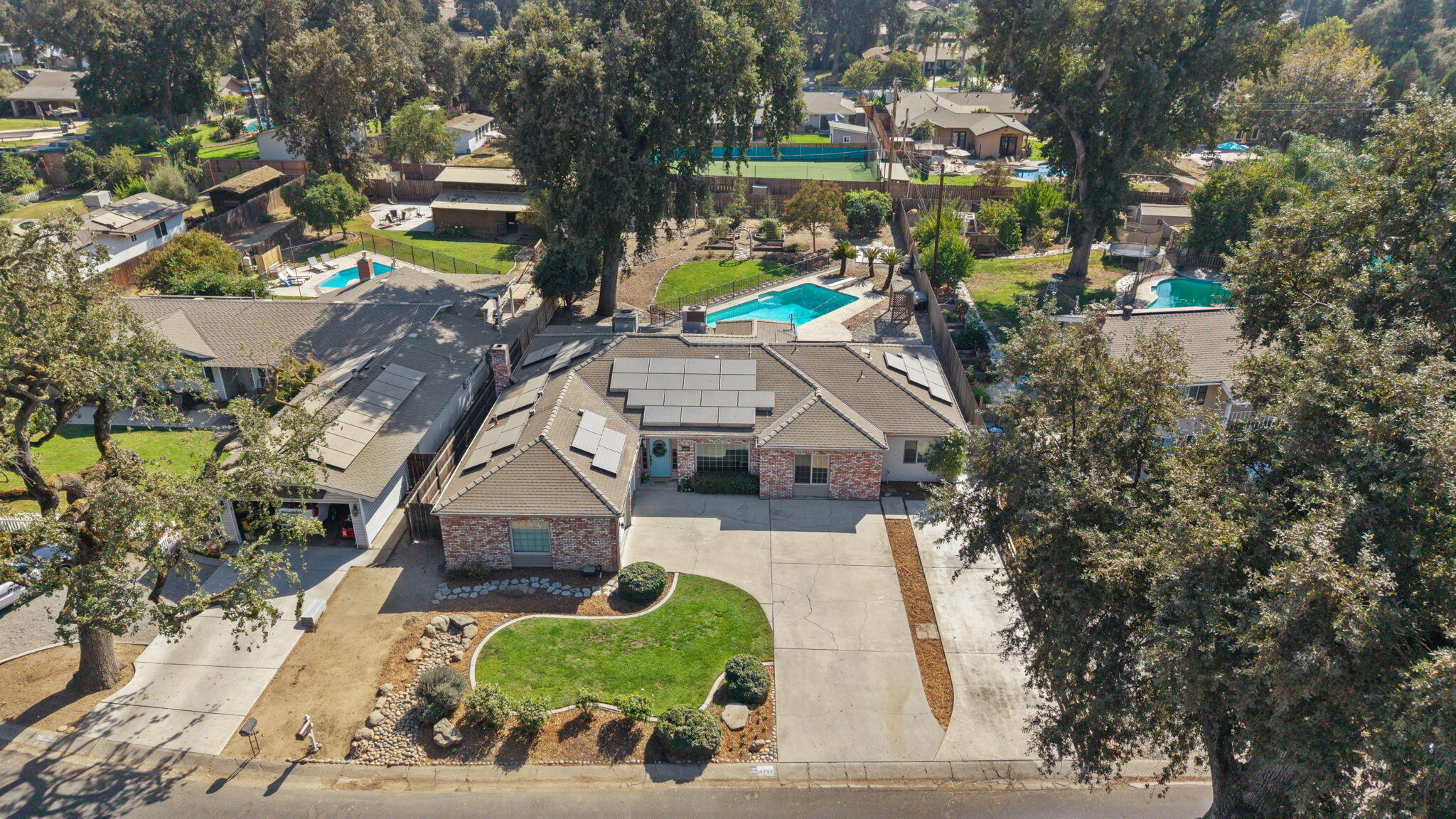 14893 Lipson Ave, Visalia, CA 93292