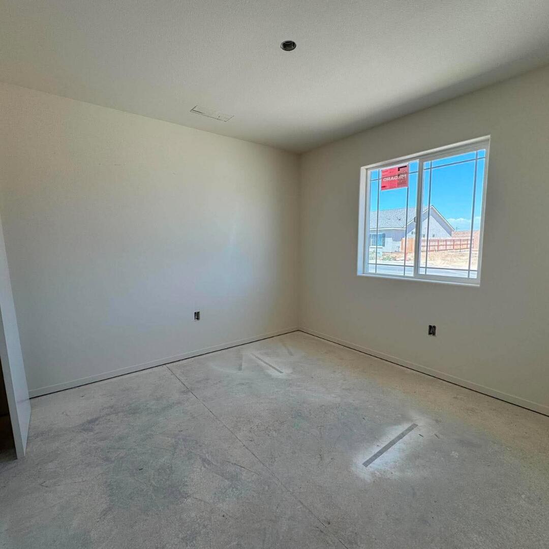 30604 Bellwood Rd, Visalia, CA 93291