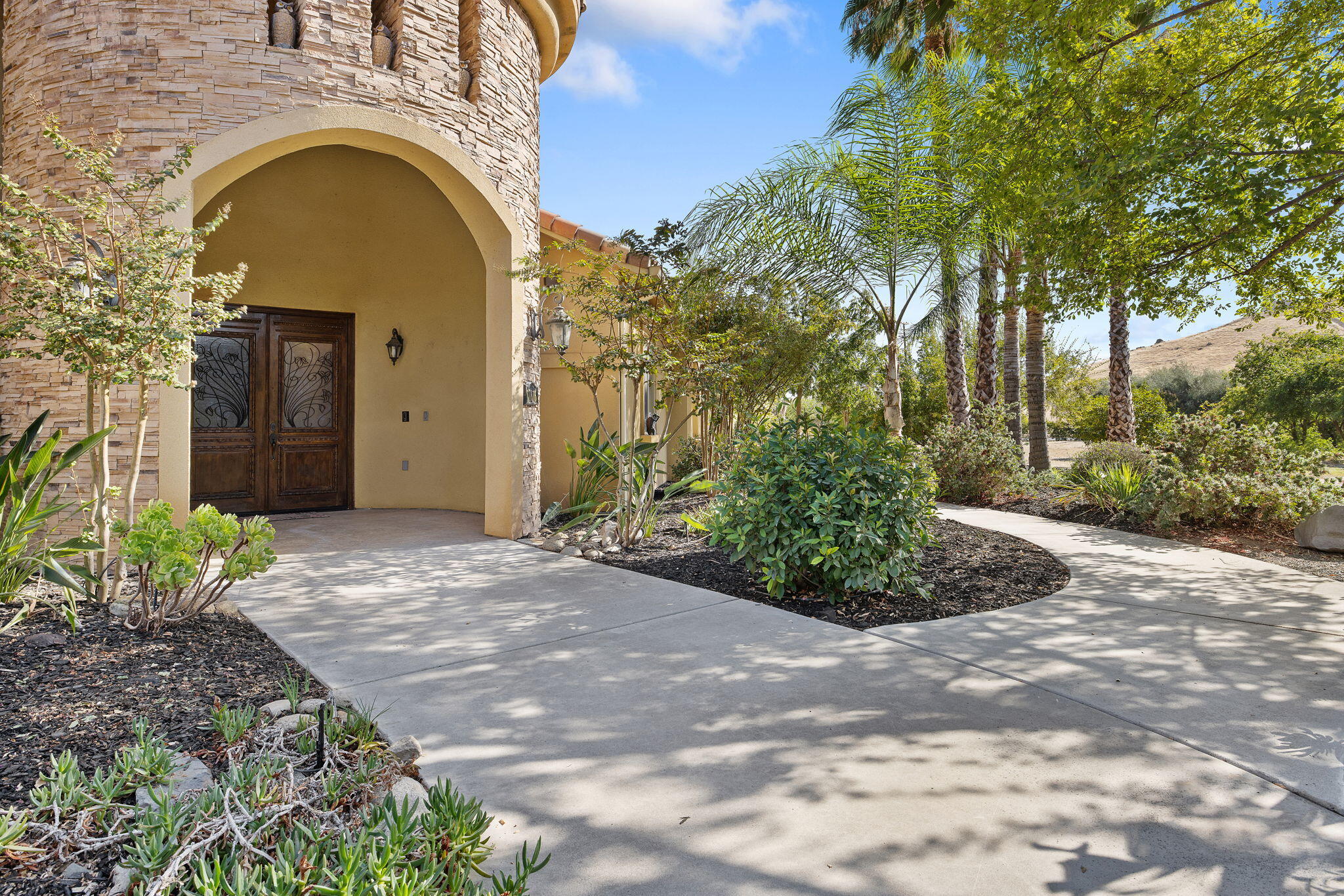 17616 Meagan Ct, Springville, CA 93265