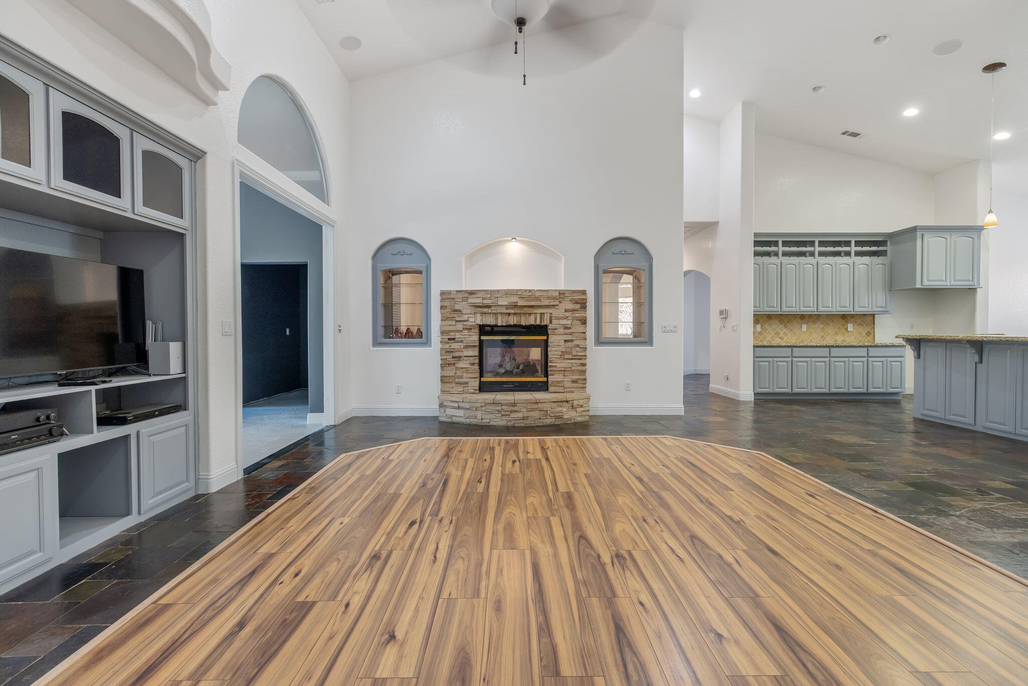 17616 Meagan Ct, Springville, CA 93265