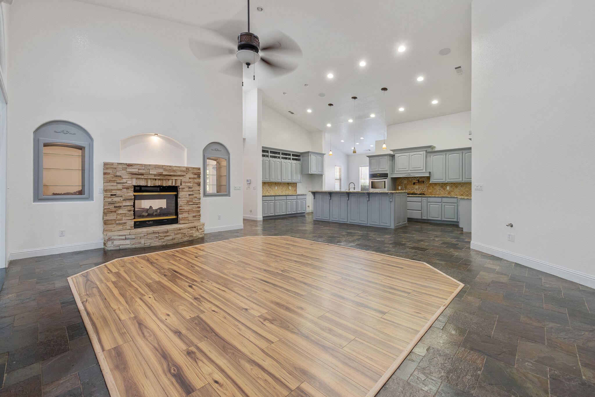 17616 Meagan Ct, Springville, CA 93265