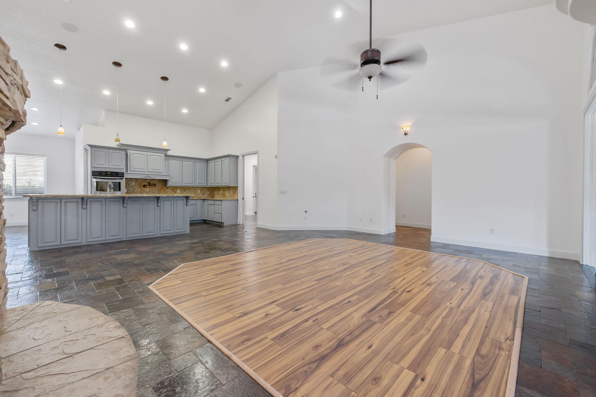 17616 Meagan Ct, Springville, CA 93265