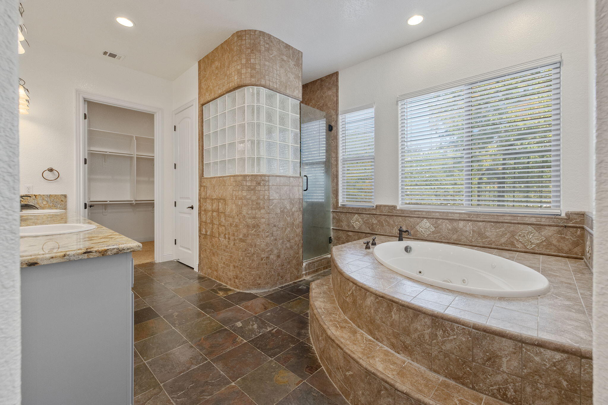 17616 Meagan Ct, Springville, CA 93265