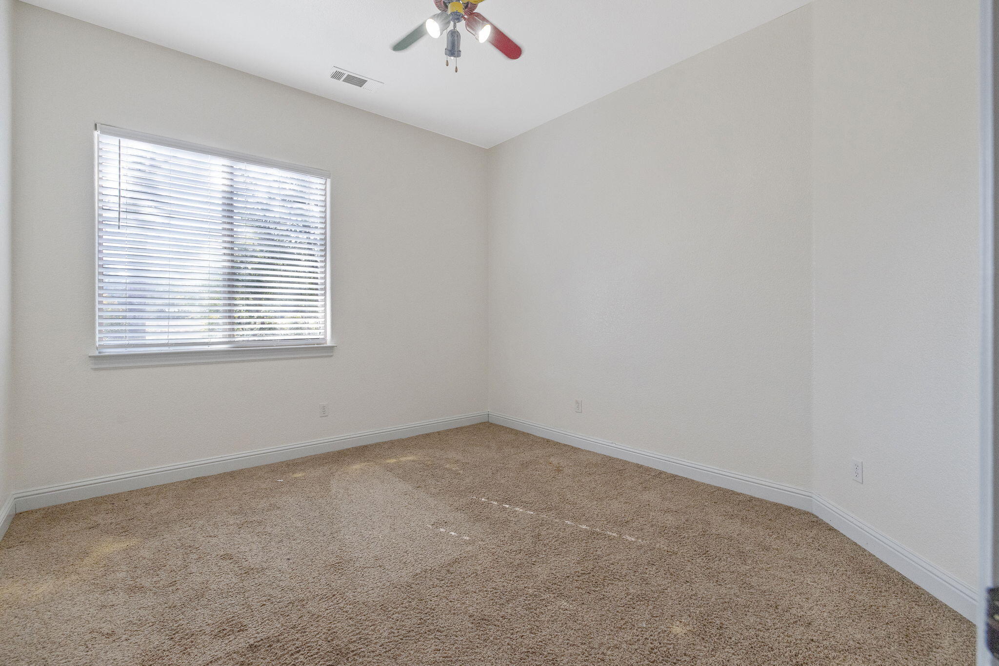 17616 Meagan Ct, Springville, CA 93265