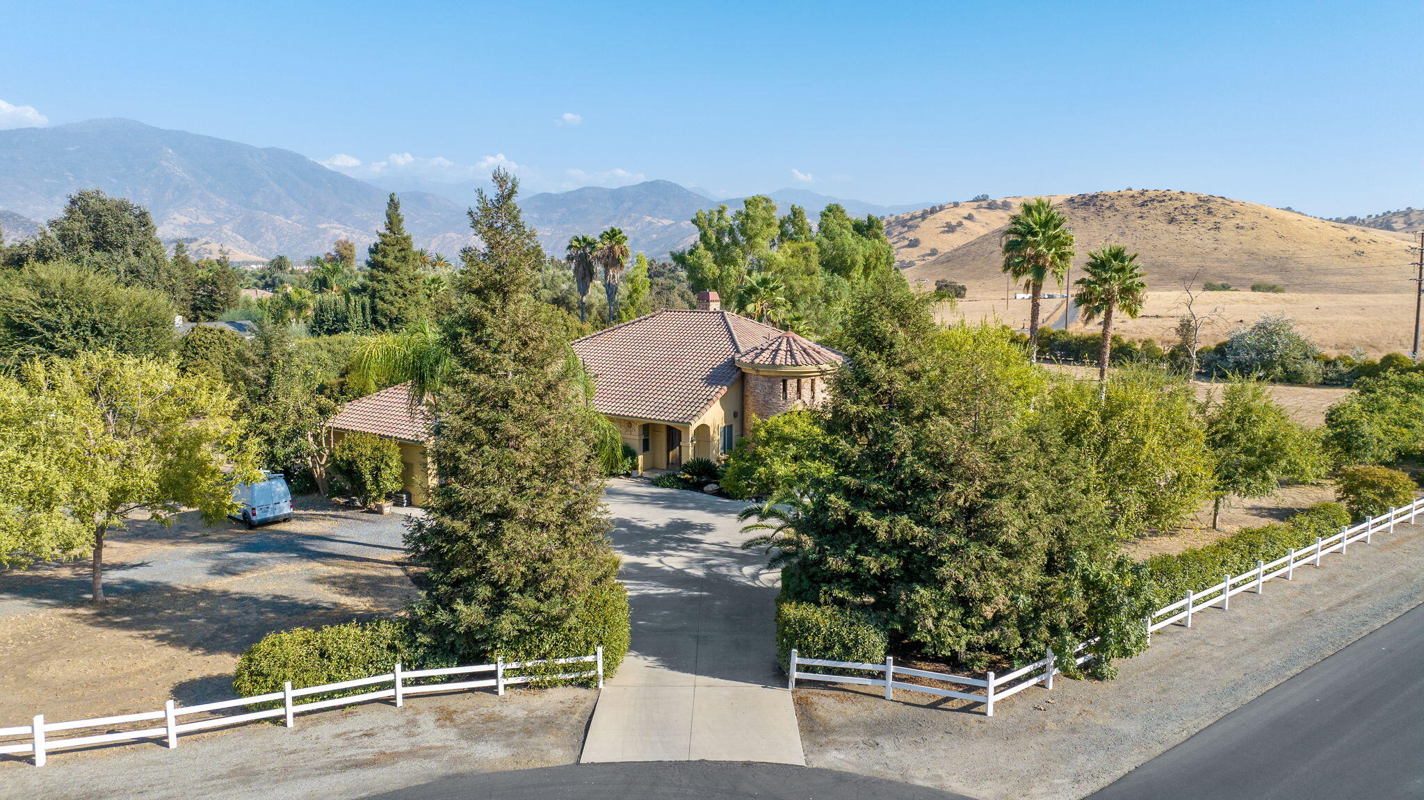 17616 Meagan Ct, Springville, CA 93265
