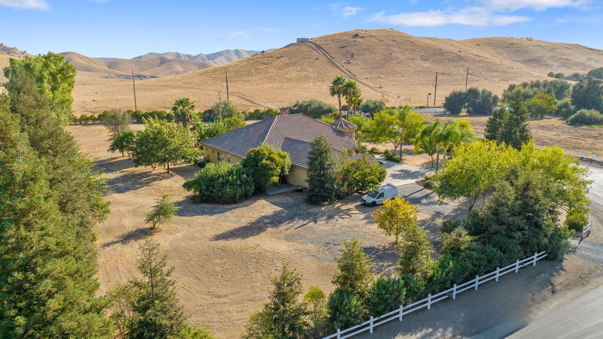 17616 Meagan Ct, Springville, CA 93265