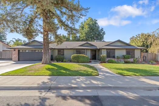 1987 W Orange Ave, Porterville, CA 93257