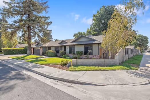 1987 W Orange Ave, Porterville, CA 93257