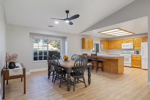1987 W Orange Ave, Porterville, CA 93257
