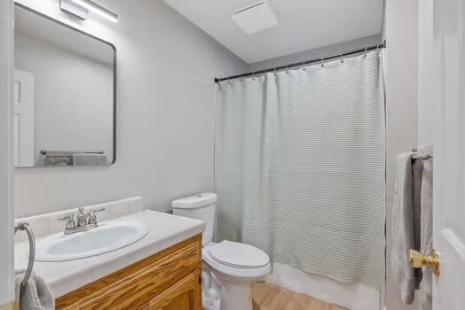 1987 W Orange Ave, Porterville, CA 93257