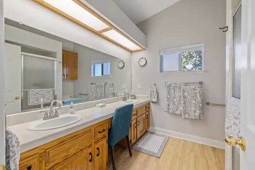 1987 W Orange Ave, Porterville, CA 93257