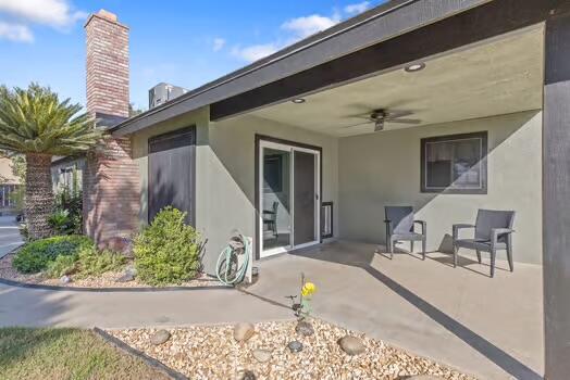 1987 W Orange Ave, Porterville, CA 93257