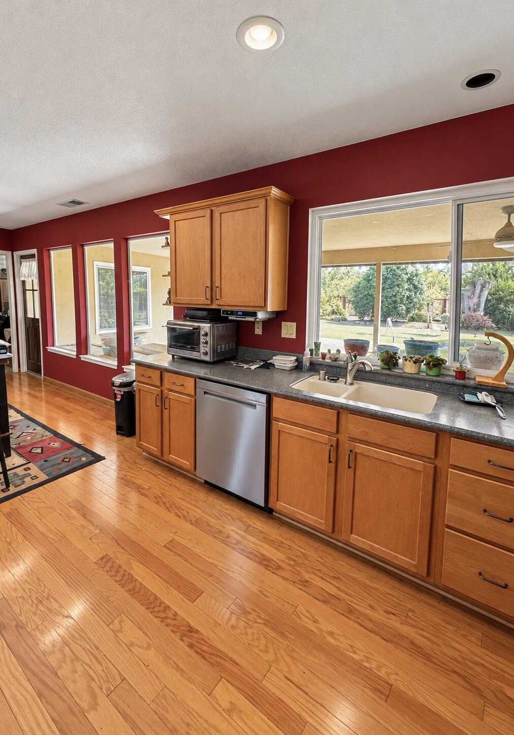 15017 El Rancho Ave, Visalia, CA 93292