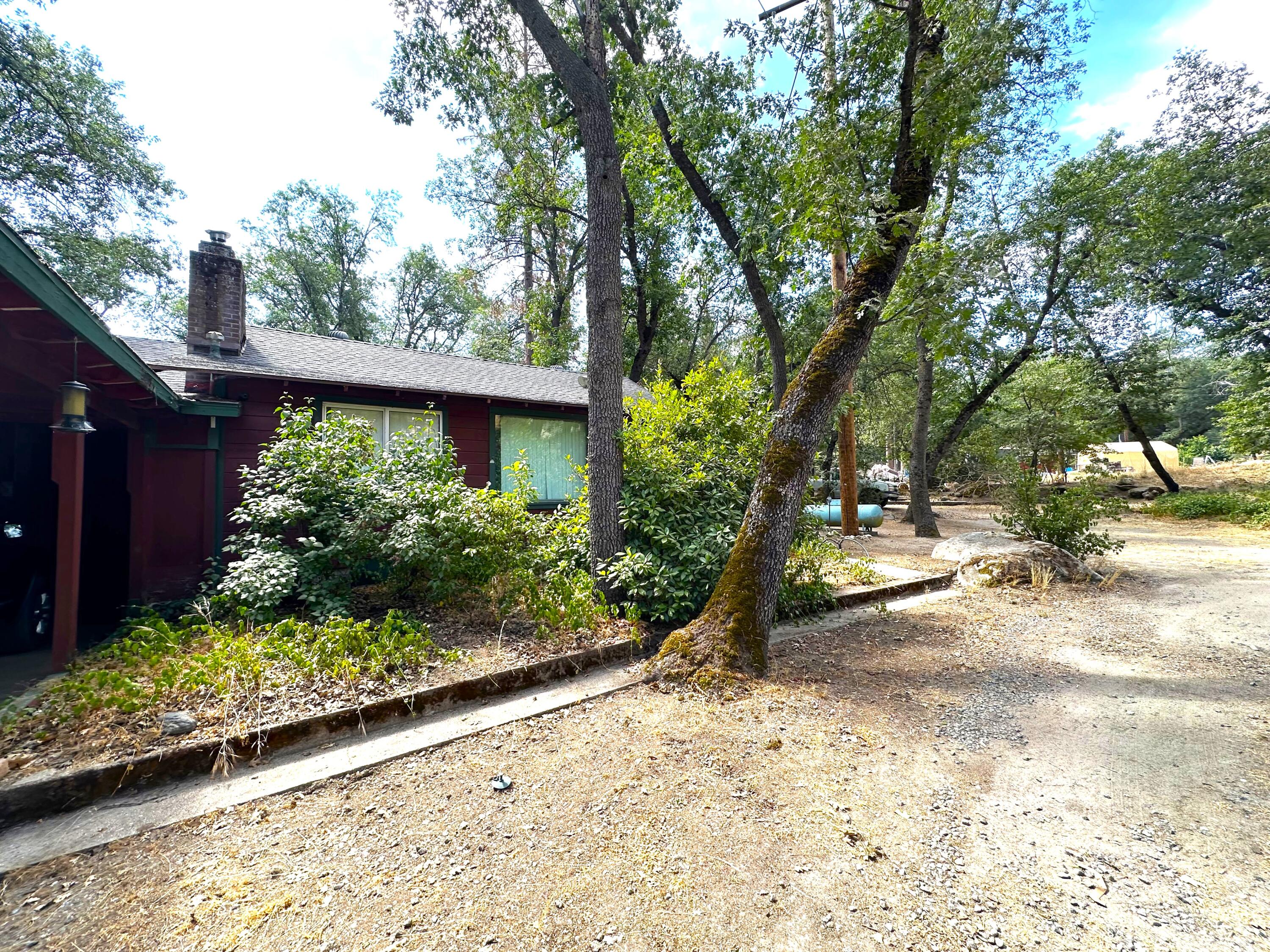 356 Cedar Brk Trl, California Hot Springs, CA 93207