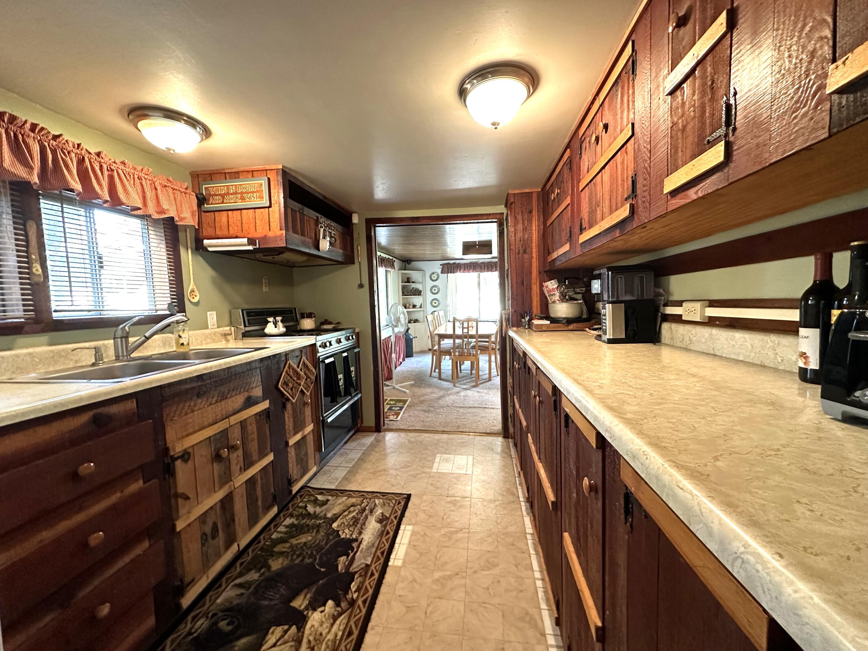 356 Cedar Brk Trl, California Hot Springs, CA 93207