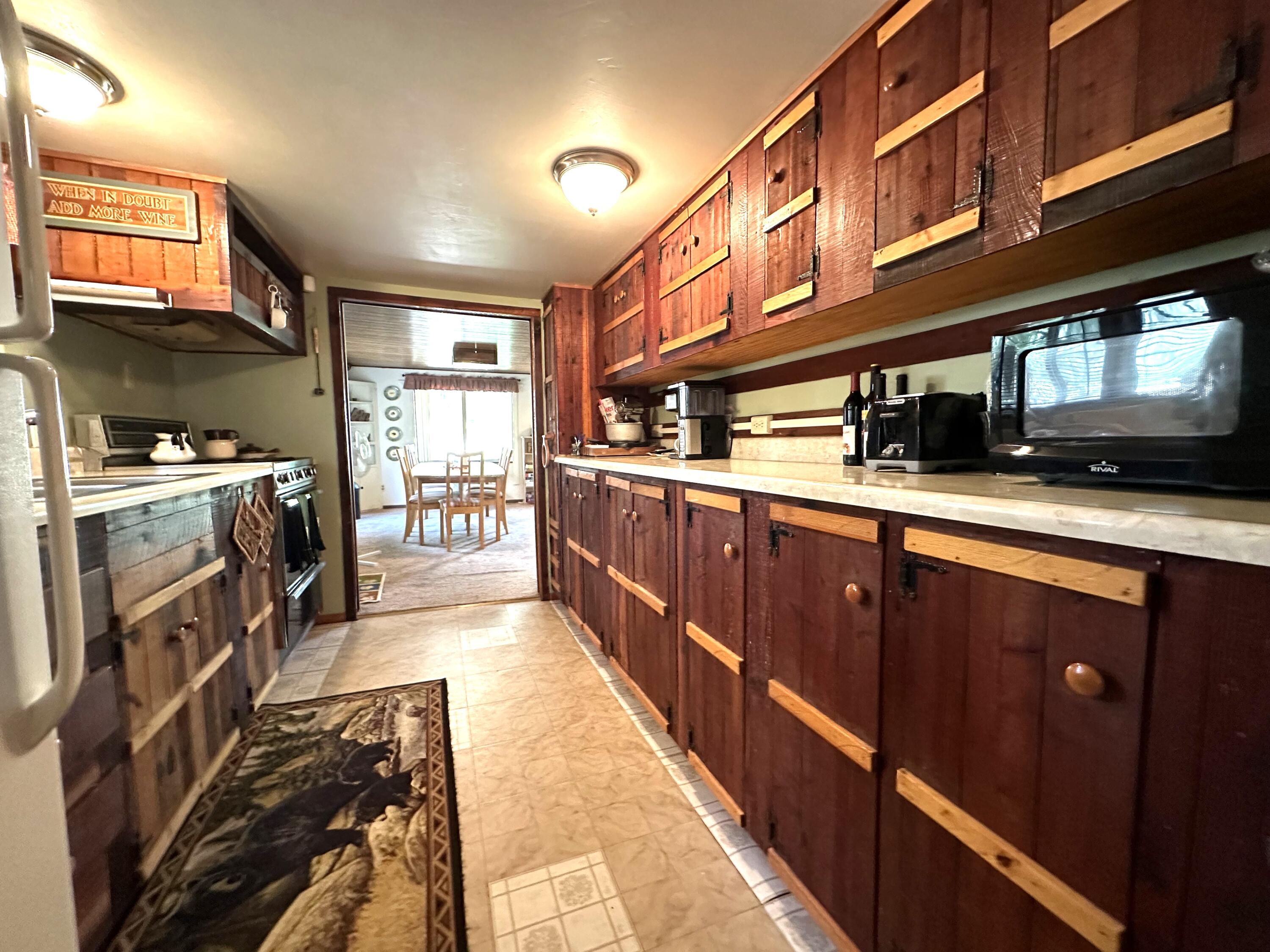 356 Cedar Brk Trl, California Hot Springs, CA 93207