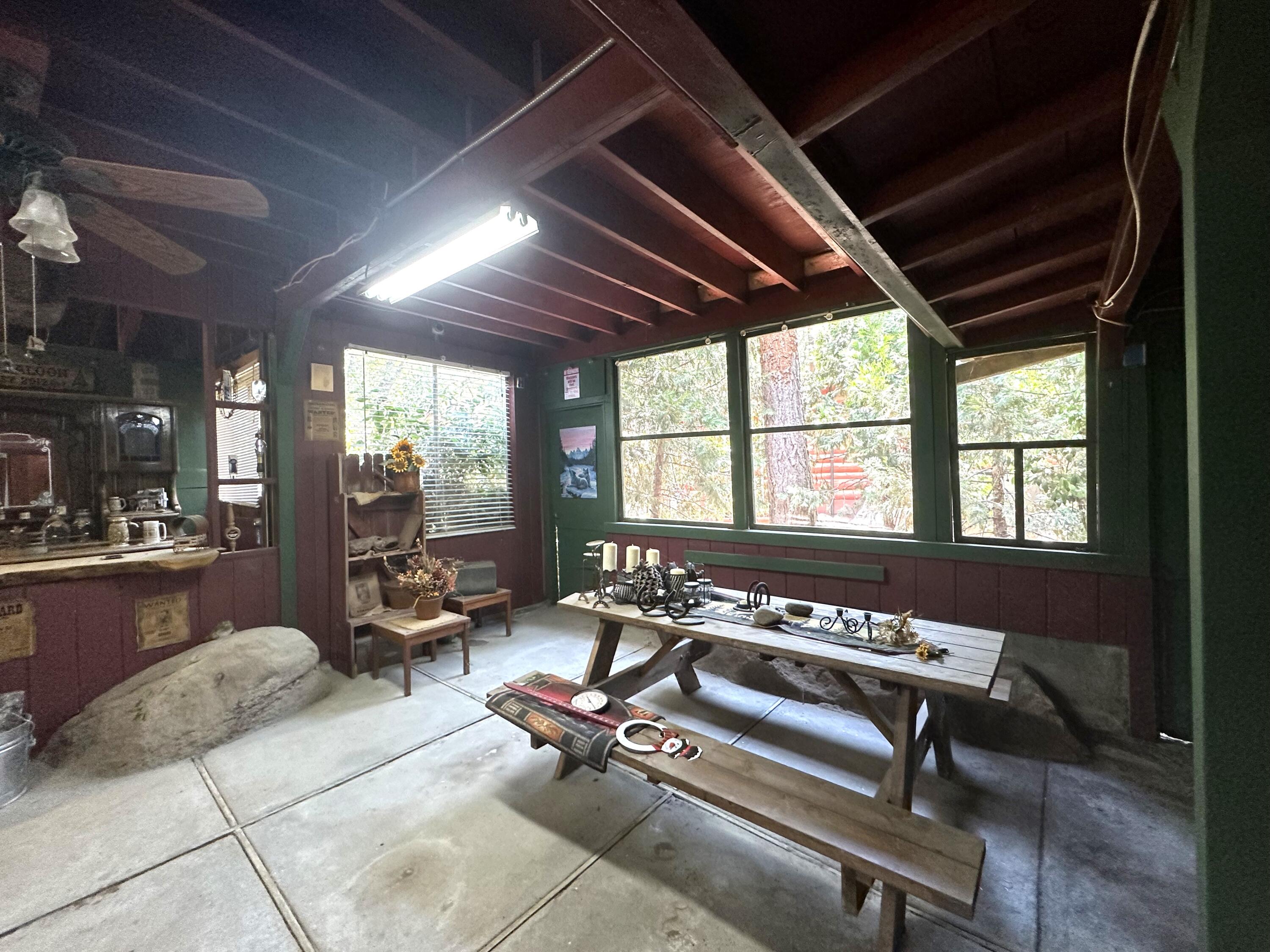 356 Cedar Brk Trl, California Hot Springs, CA 93207