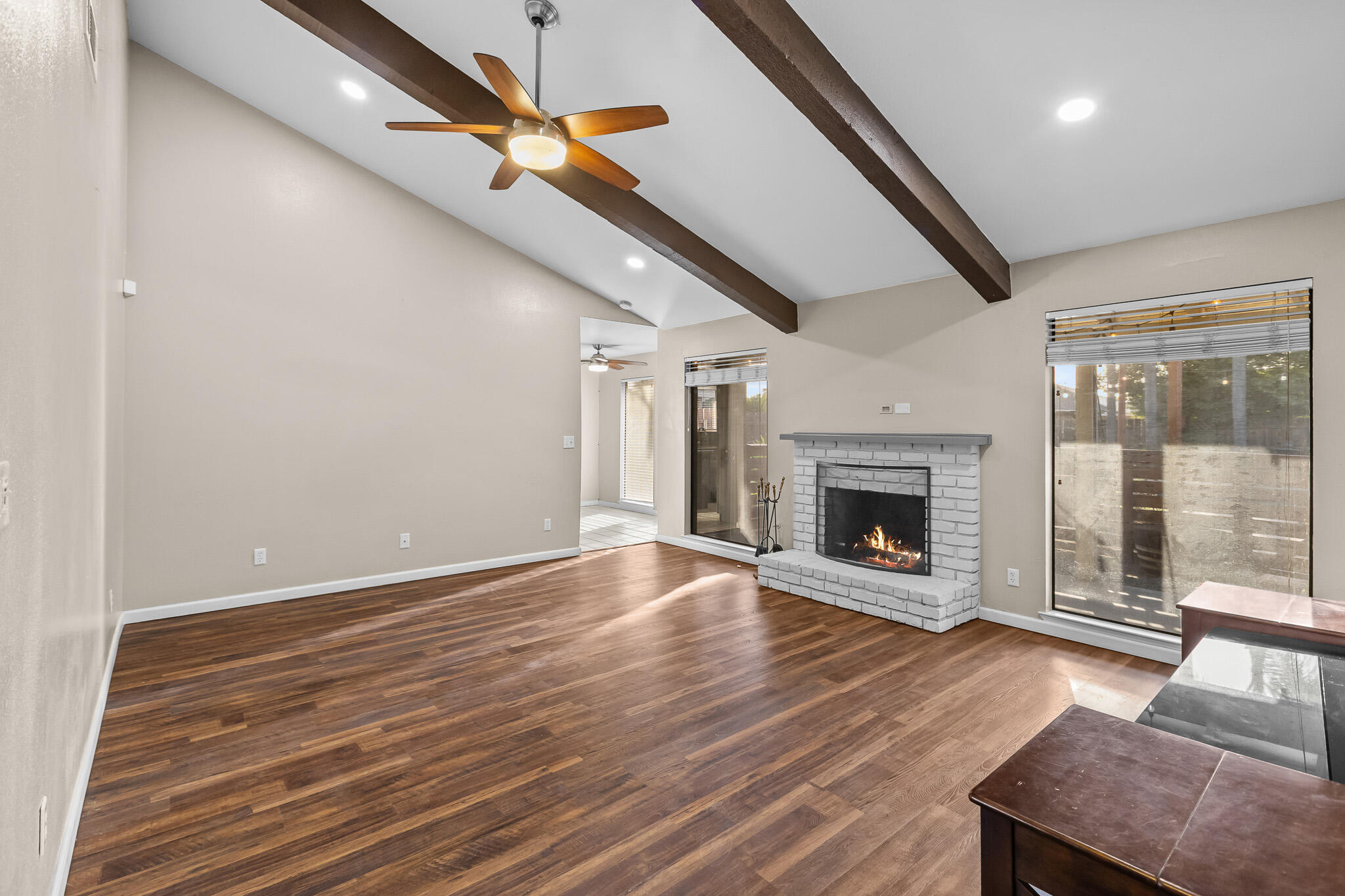 2131 S Hall St, Visalia, CA 93277